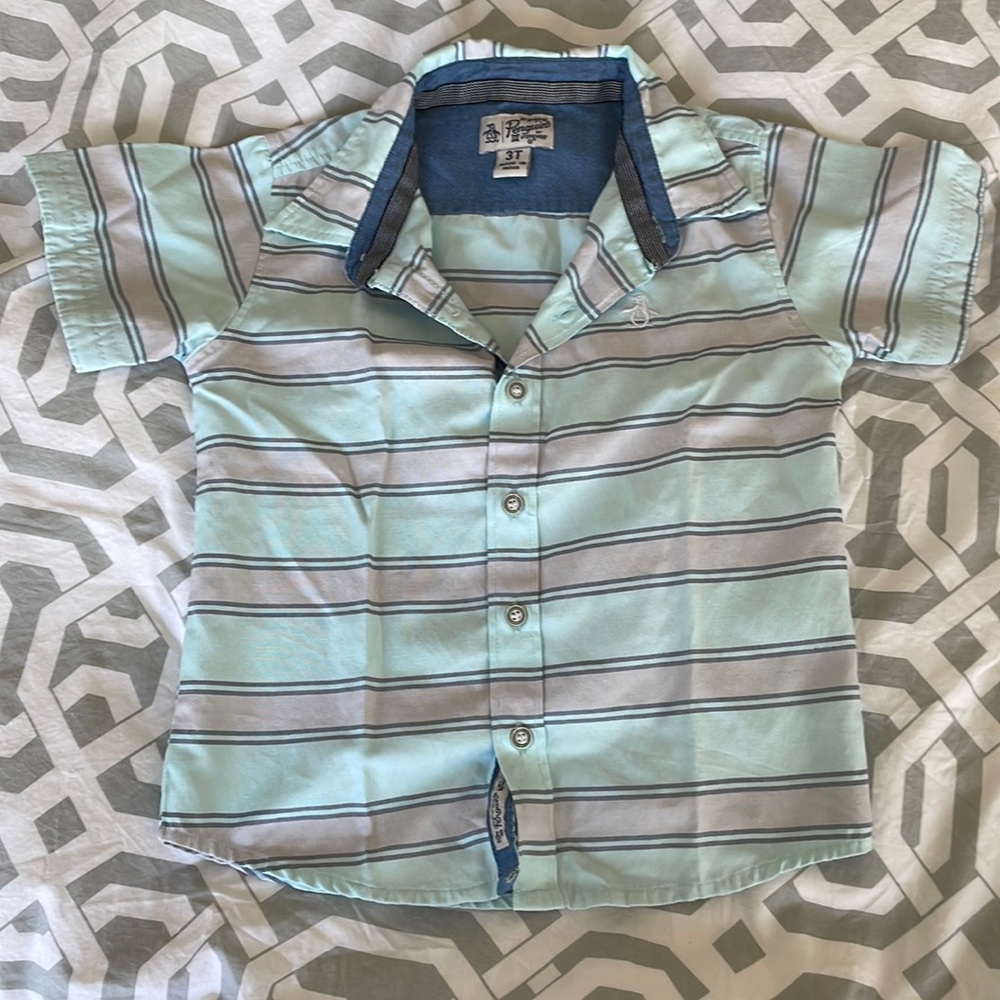 Penguin brand toddler size 3 dress shirt